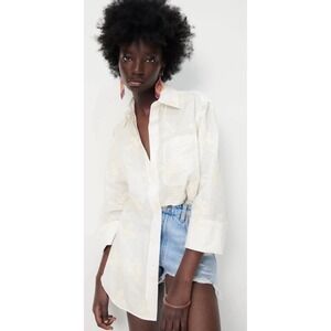 Zara Embroidered Blouse Size M‎ Cotton Ivory Floral Embroidery Pocket Shirt